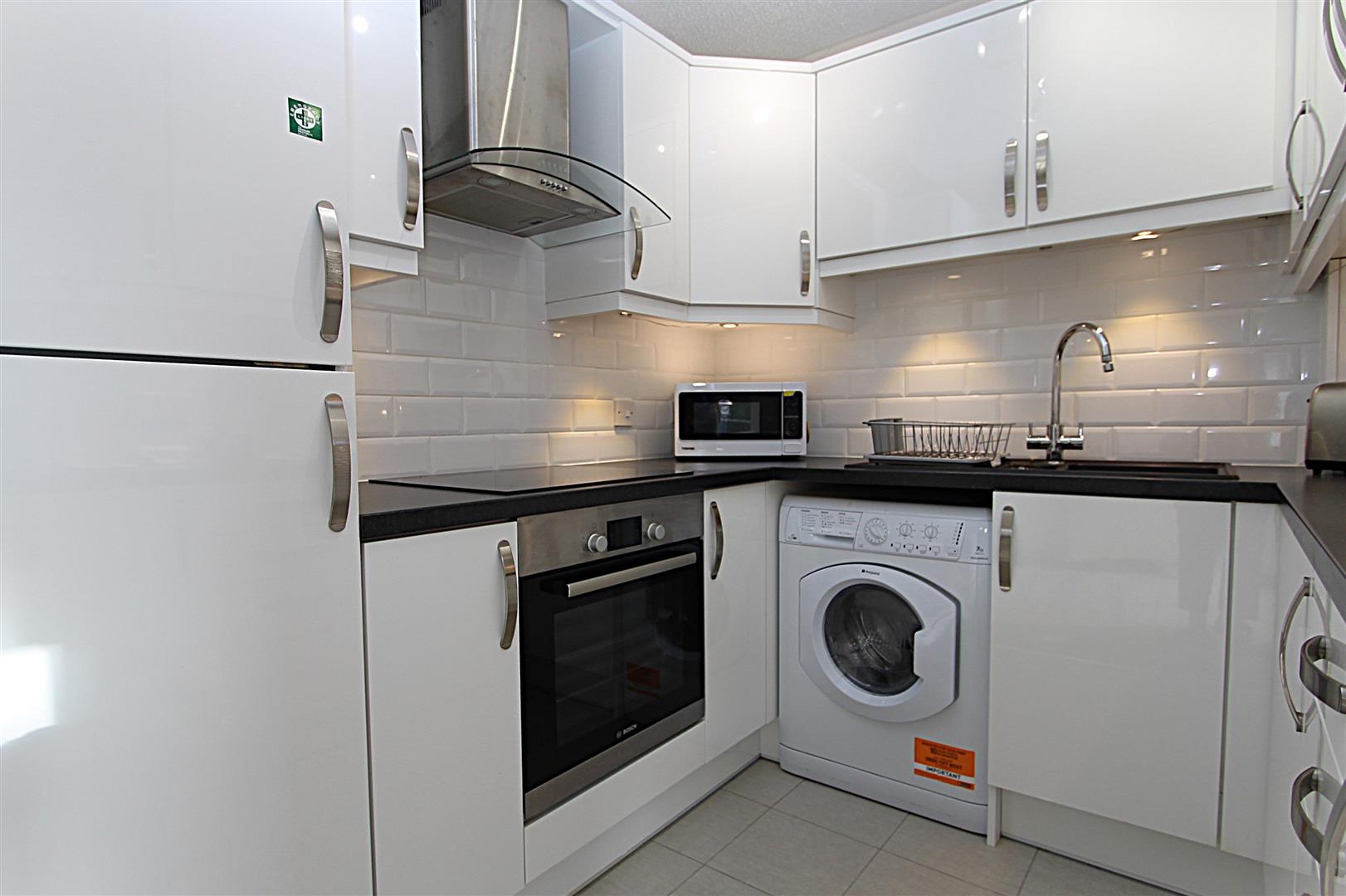 1 bed property in Austcliffe Lane, Kidderminster